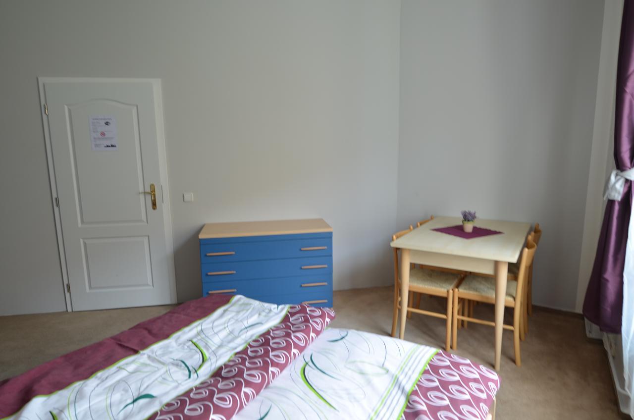 Hostel Prague City Экстерьер фото